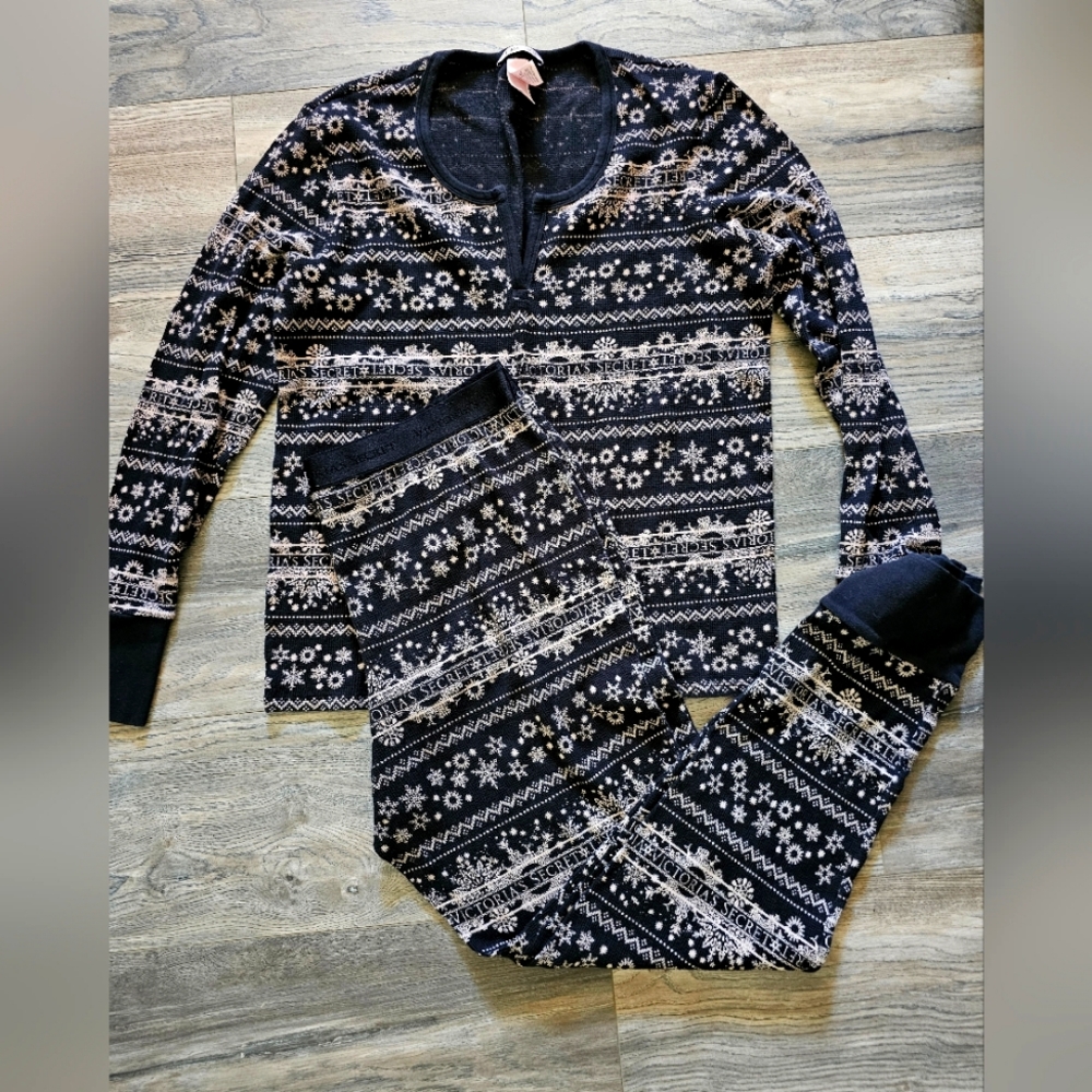 Victoria's Secret Pajama set